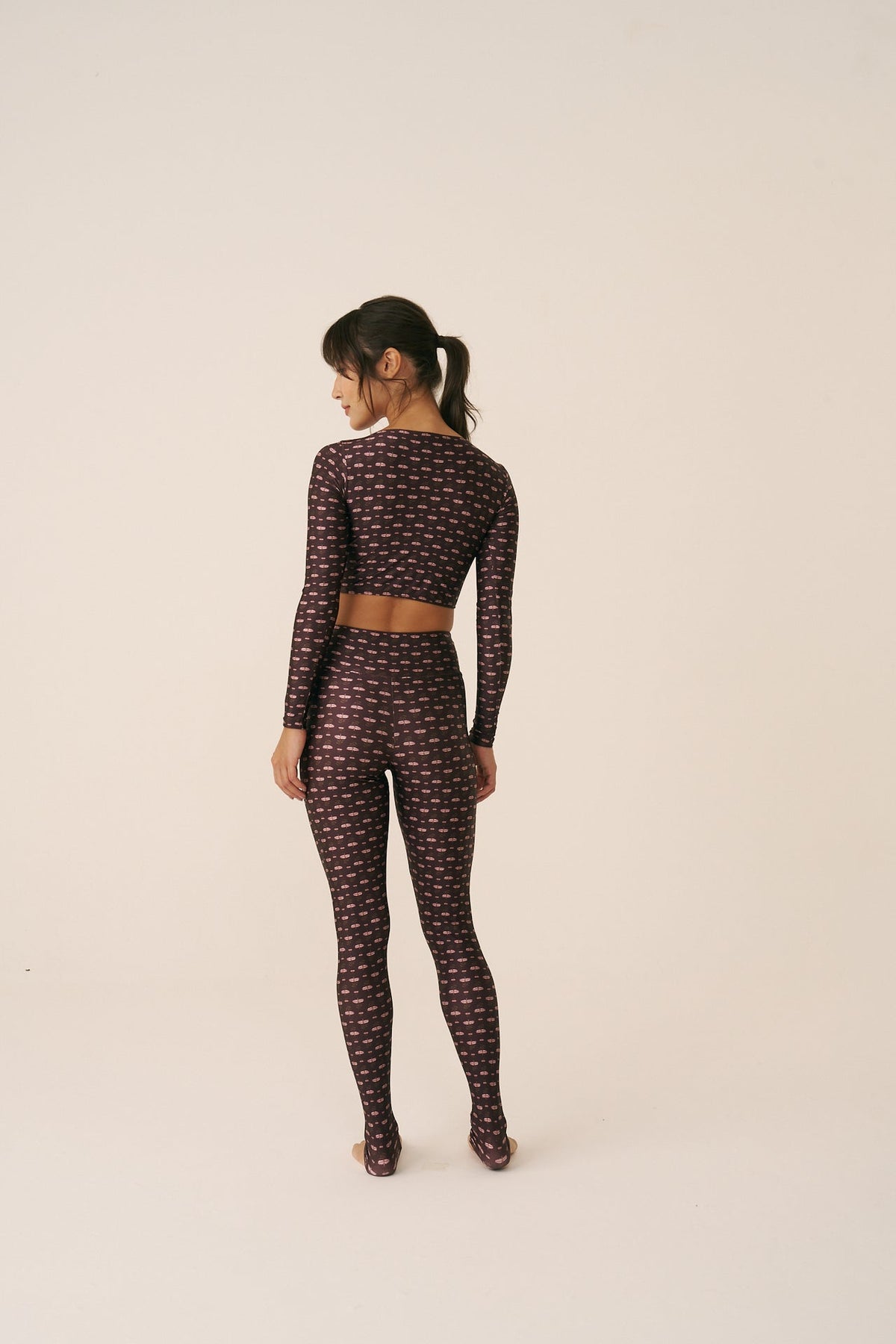 Top cropped manga longa Miragem – detalhe