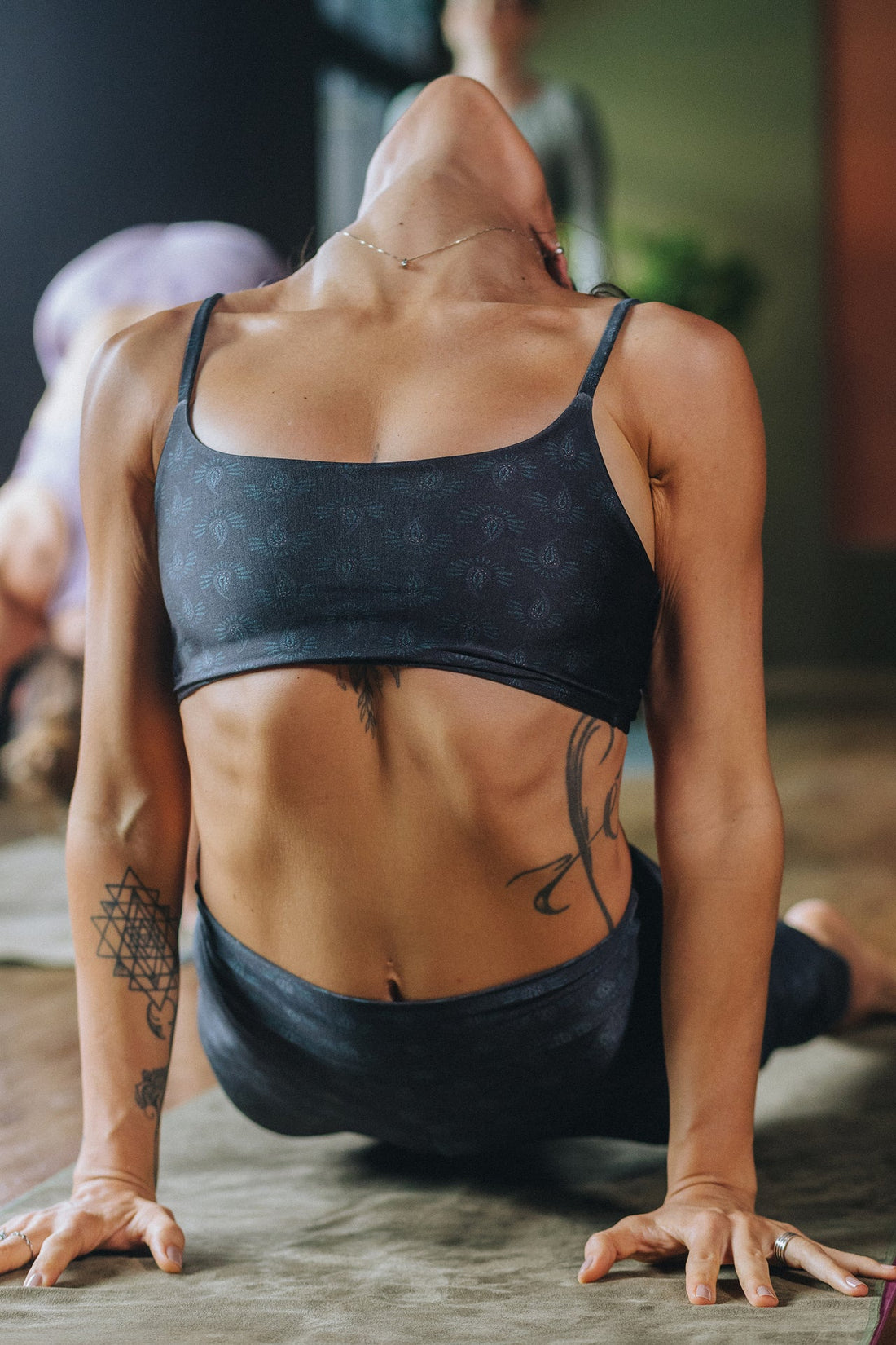 New Fit Black Cashmere Top