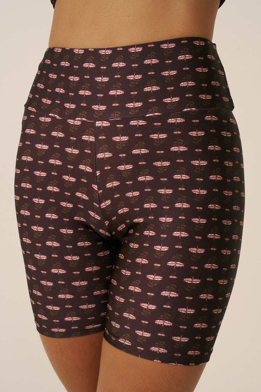 Shorts High Miragem