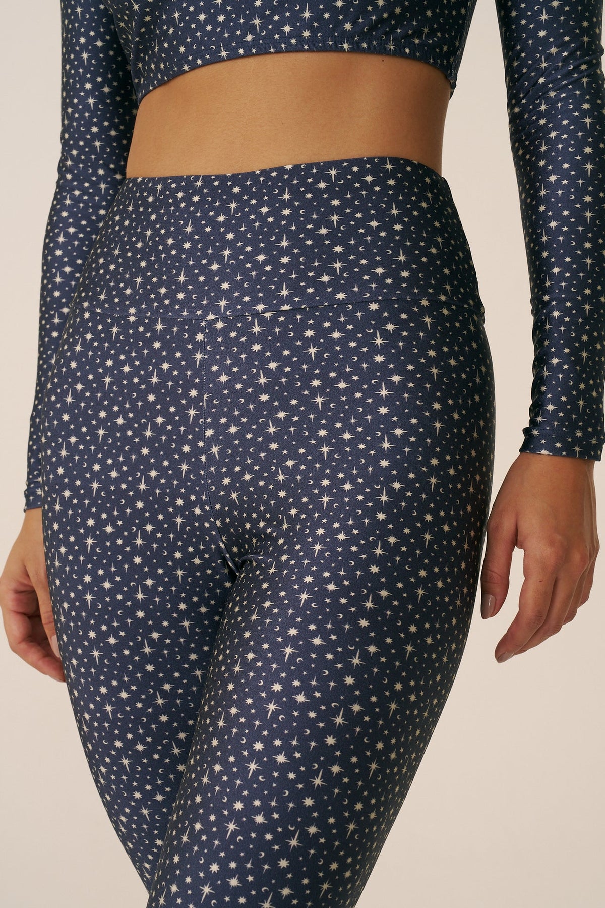 Calça Legging High Blue Galaxy – look 1