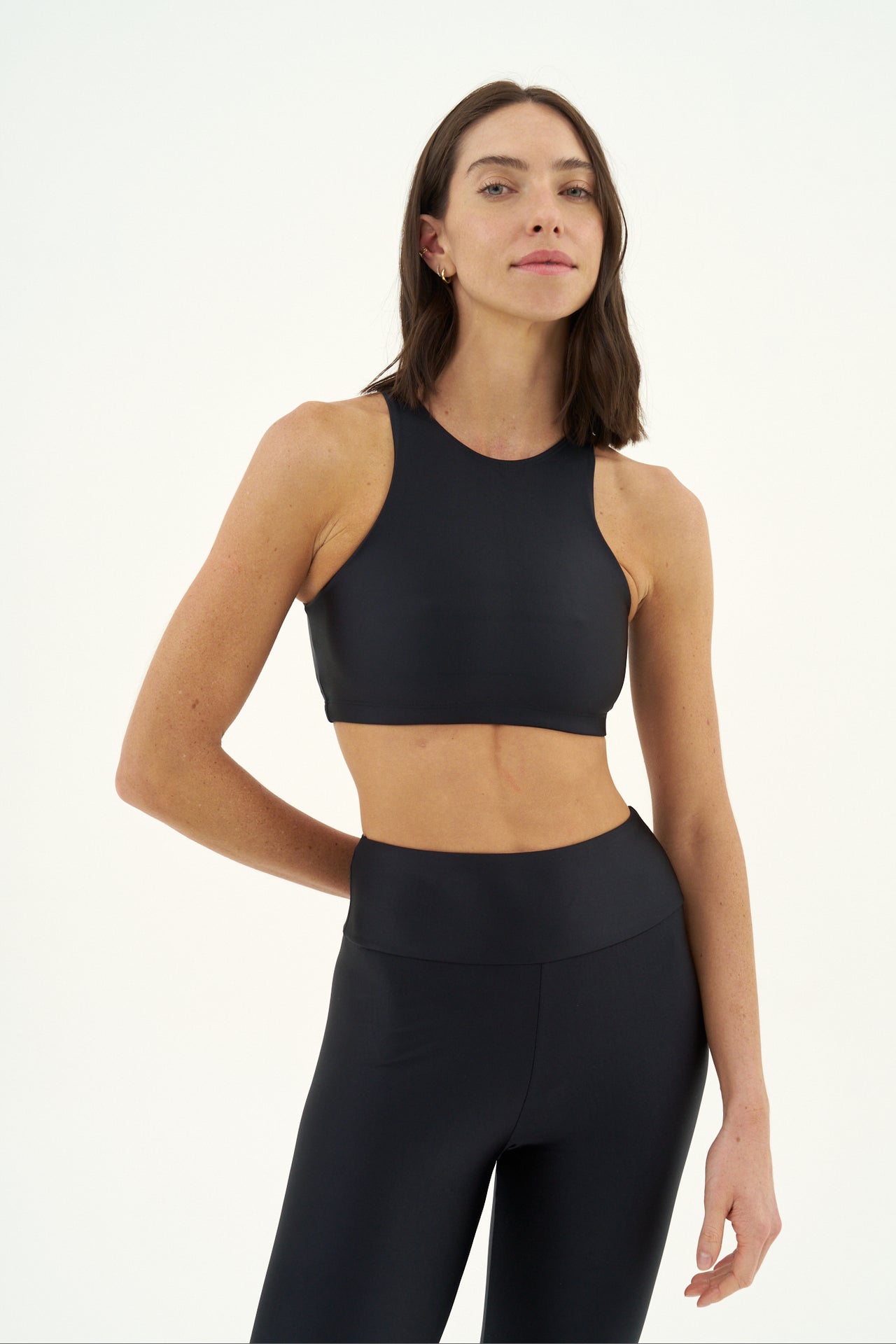 Nuevo negro activo superior