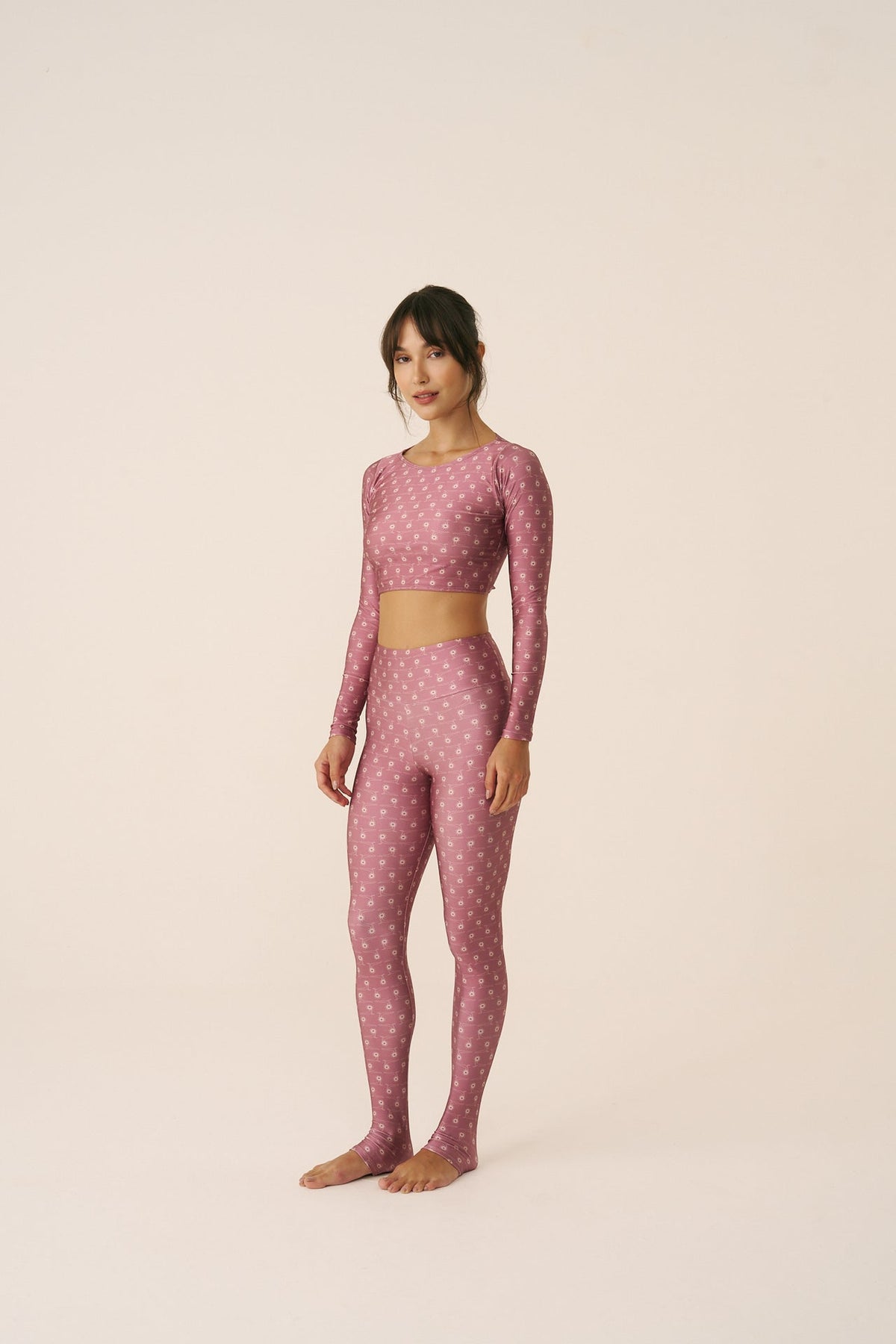 Top cropped manga longa Surya Rosé