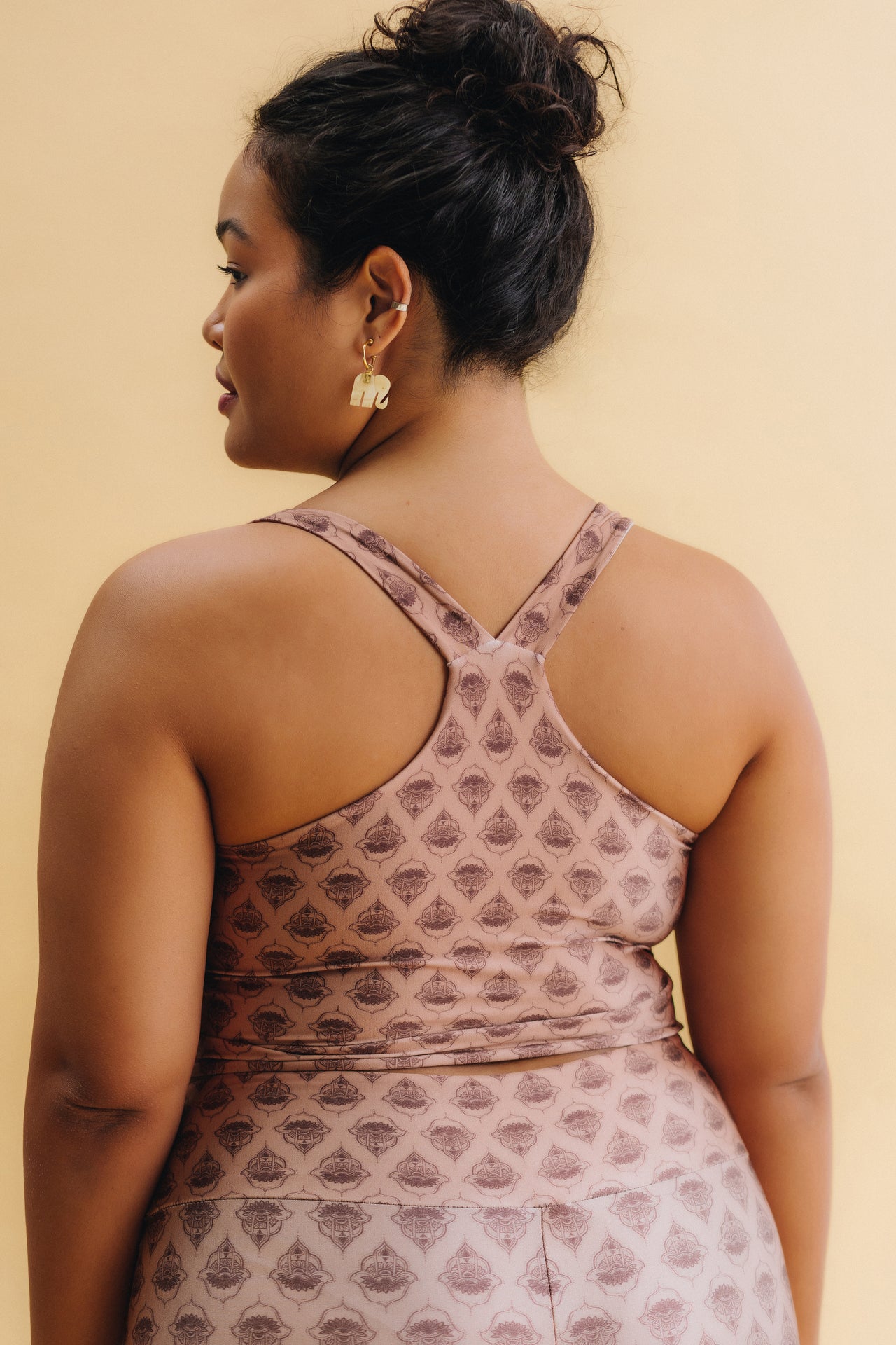 Top Y Hamsa Mocha